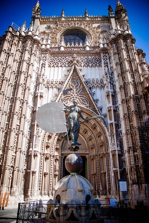 Cathedral Of Seville En